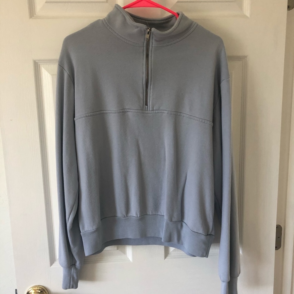 brandy melville sweater
